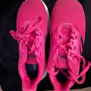 Hot pink girls size 12 Addis